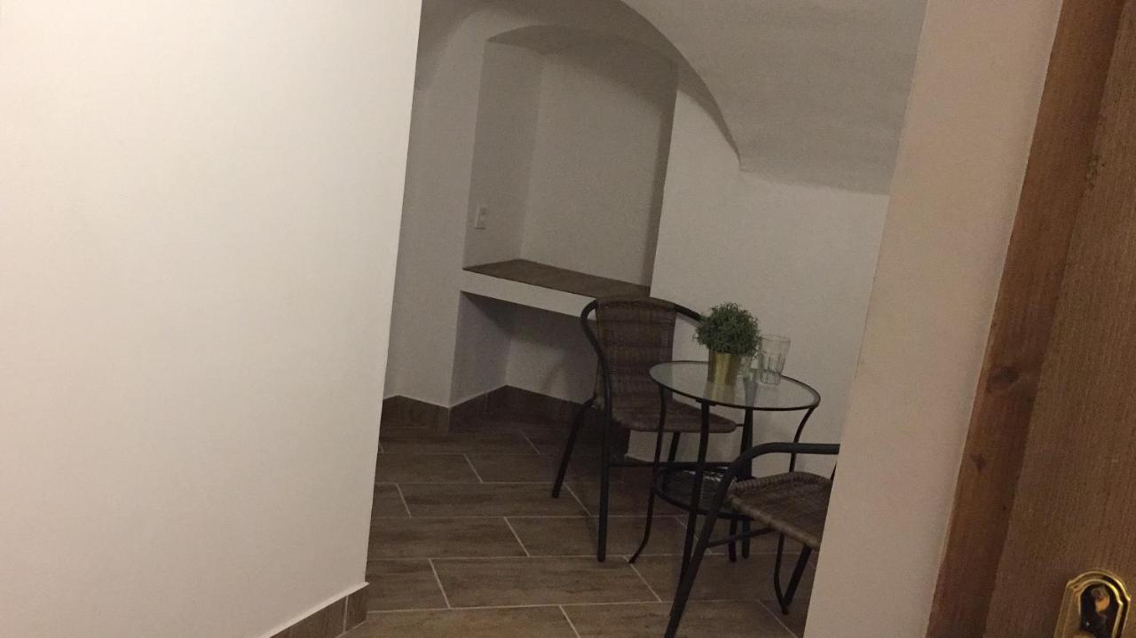 Apartman Vorosmarty Leilighet Budapest Eksteriør bilde